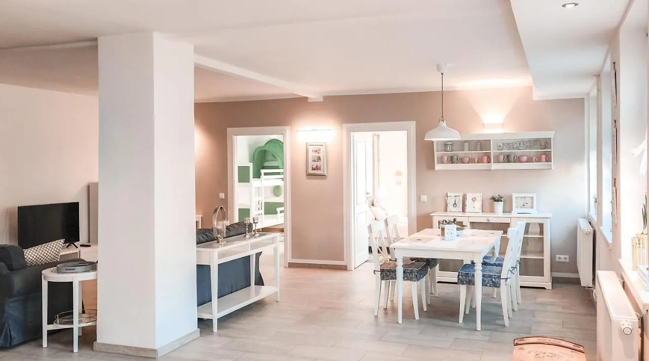 Ferienwohnung Fanny Drezda Apartman